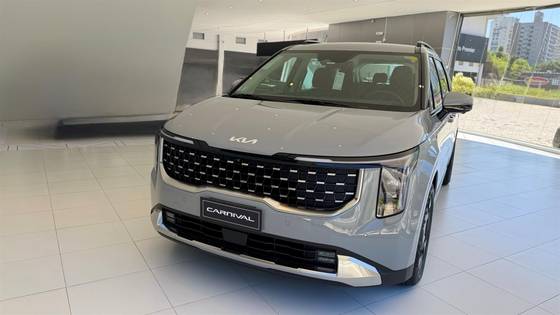 KIA CARNIVAL 3.5 V6 GASOLINA EX AUTOMATICO
